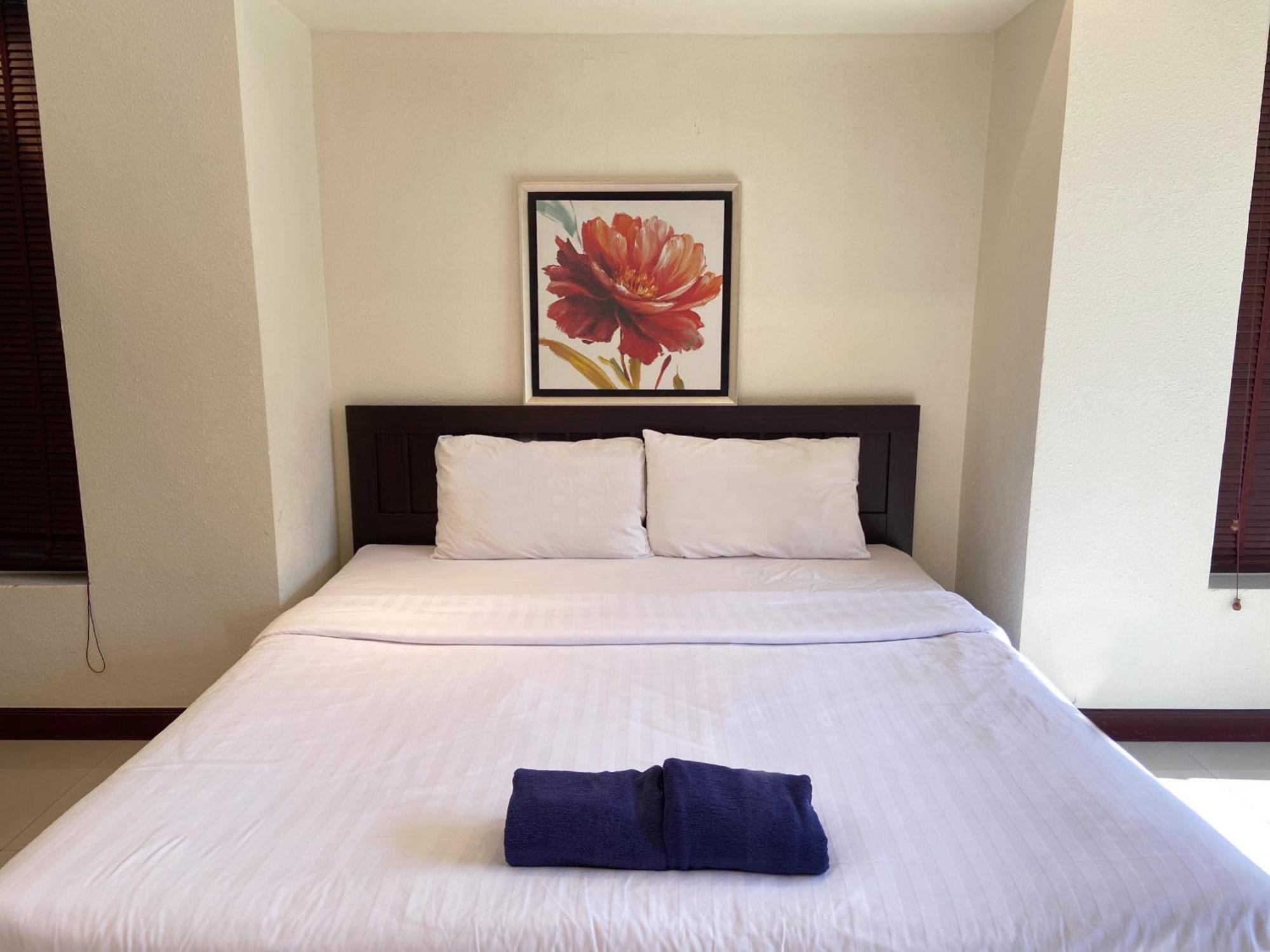 Blooming Hill Boutique Suites Pattaya Esterno foto