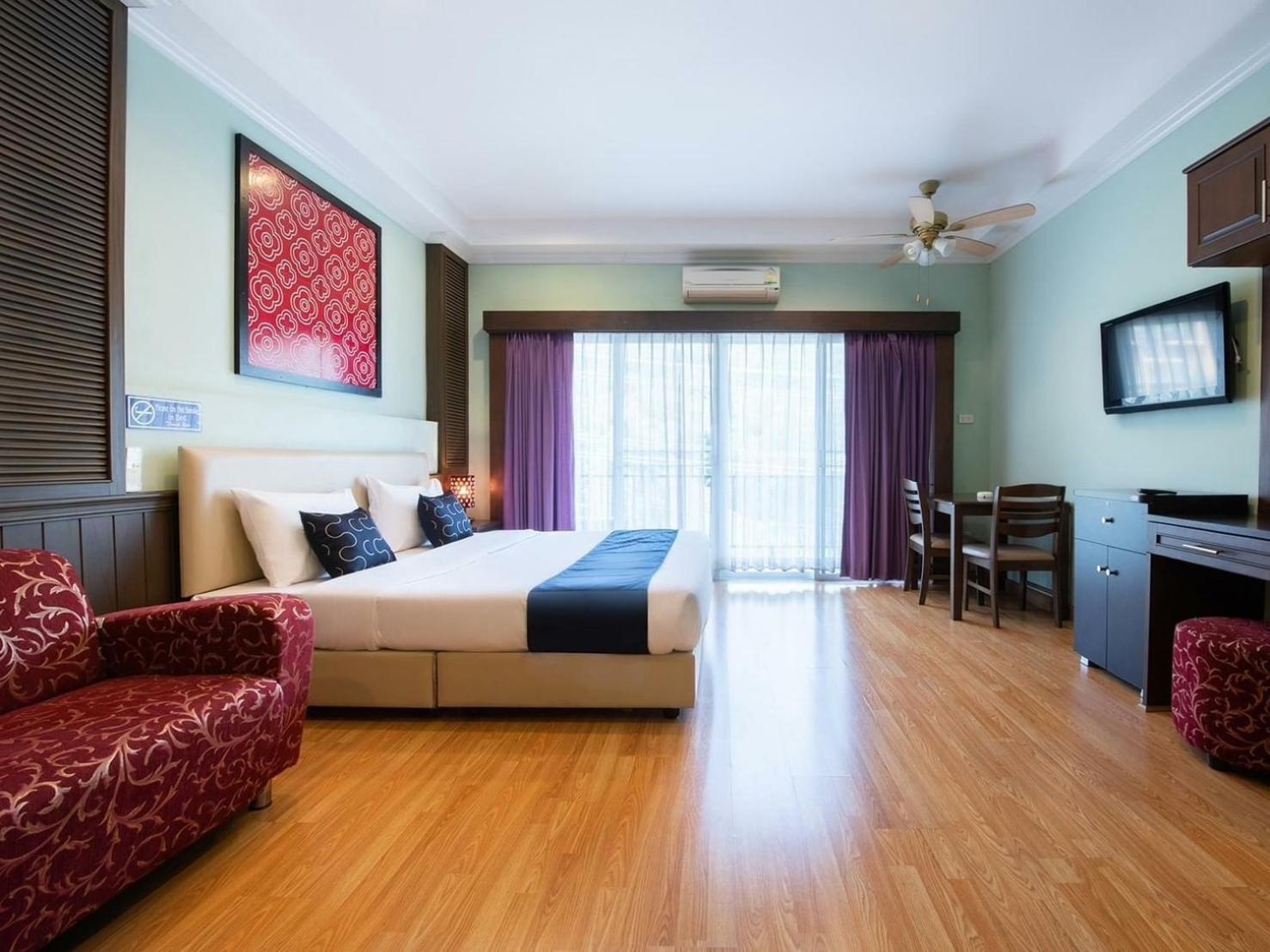 Blooming Hill Boutique Suites Pattaya Esterno foto